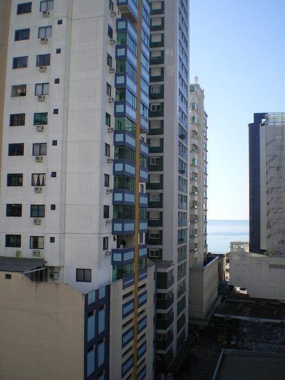 Apartamento Dante Tomio Balneário Camboriú المظهر الخارجي الصورة